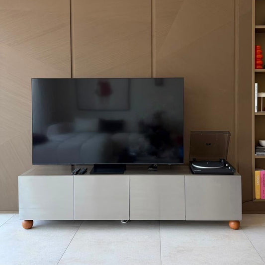 Loewe TV unit