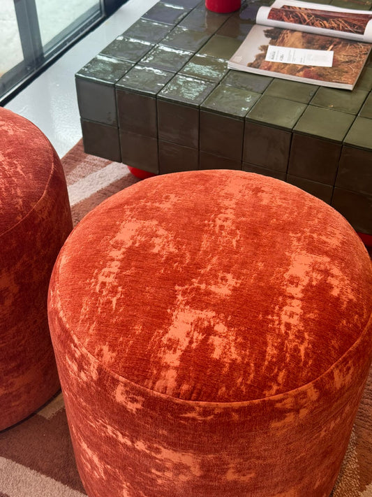 Poufs Pair
