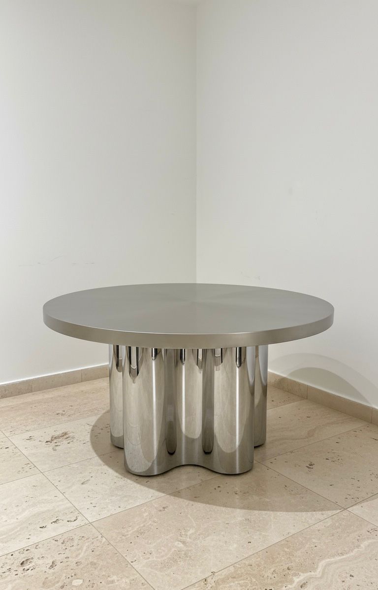 Meemi Dining Table