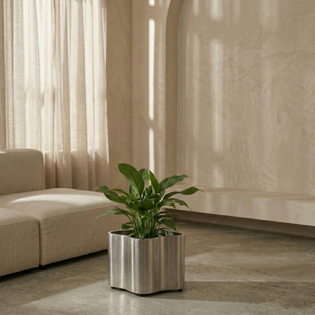 The Zaha Planter