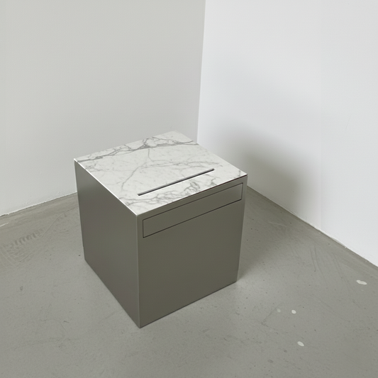 Oud Concept Side Table