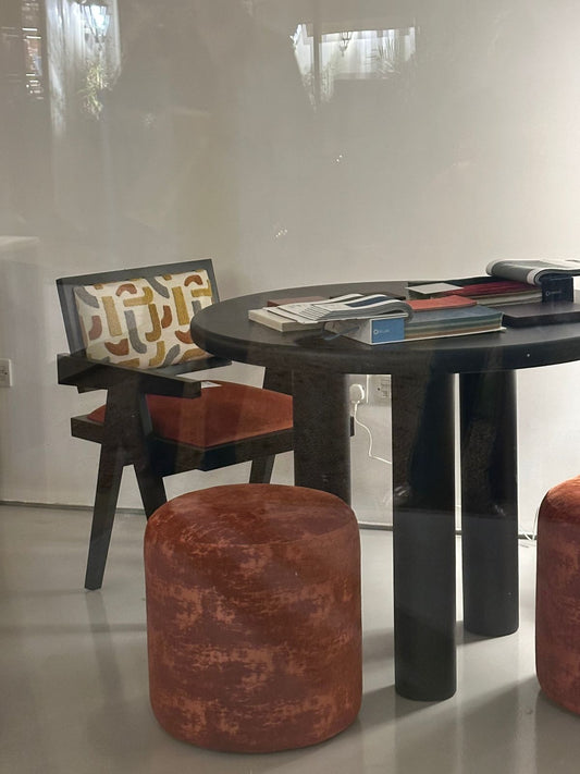 Nila Dining Table